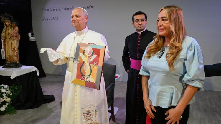 Encuentro intenso y emotivo de León XIV con los presos de Brians