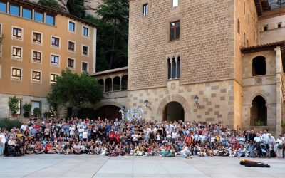 Jóvenes inconformistas enardecidos por las palabras de Jesucristo