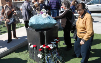 Se instala la escultura homenaje a los trabajadores de la fábrica Haissa